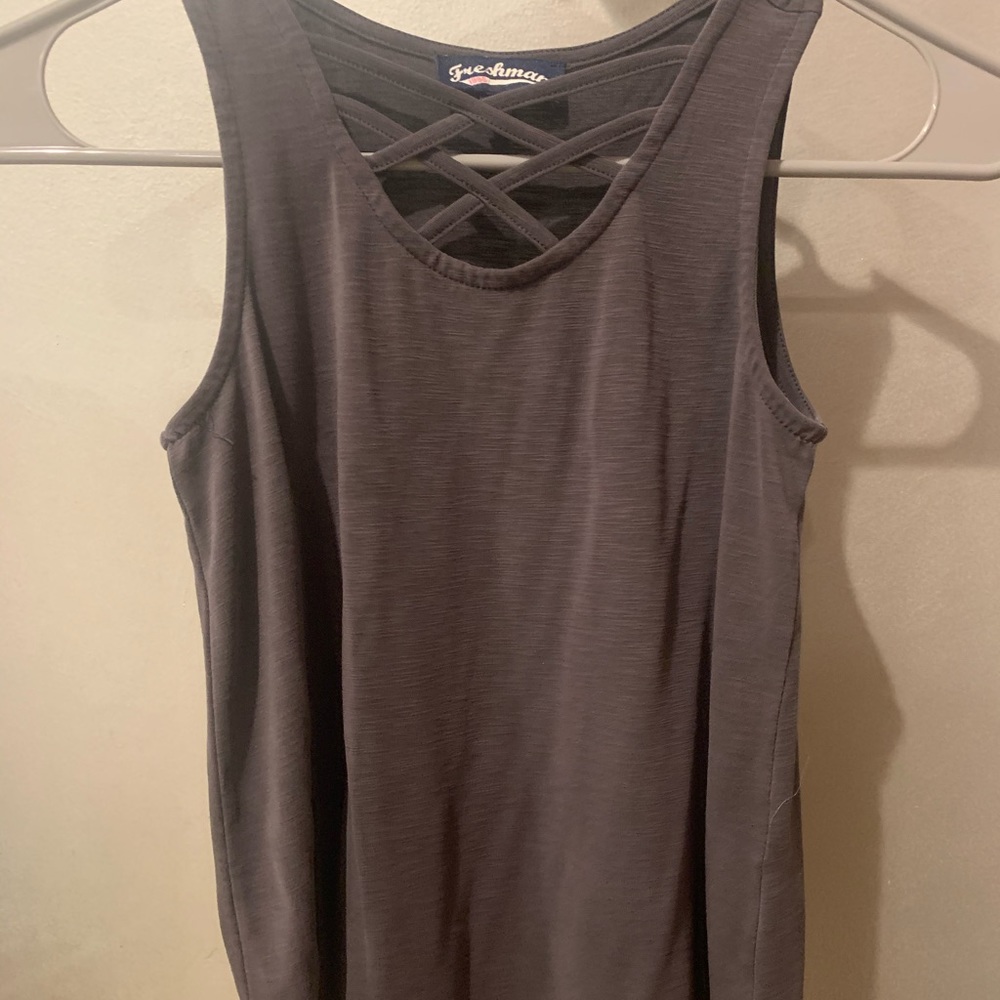 Cross front loose top